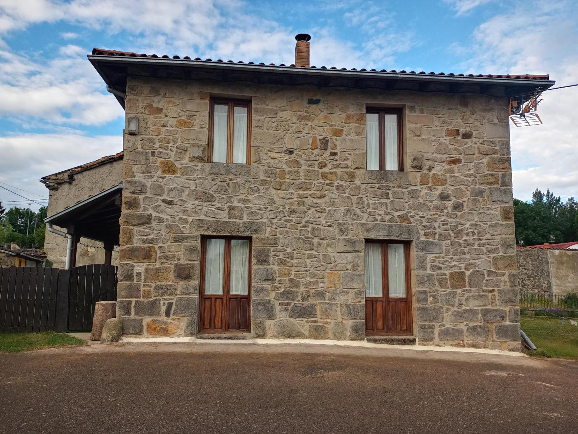 Villa La Casuca De Antoniooti à Las Rozas de Valdearroyo Extérieur photo